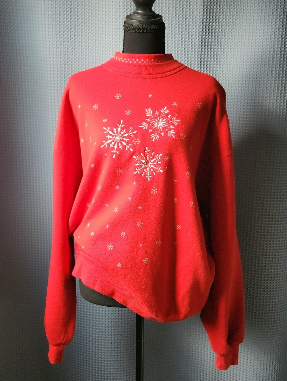 Morning Sun Brand Red And White Snowflake Crewneck Sweater